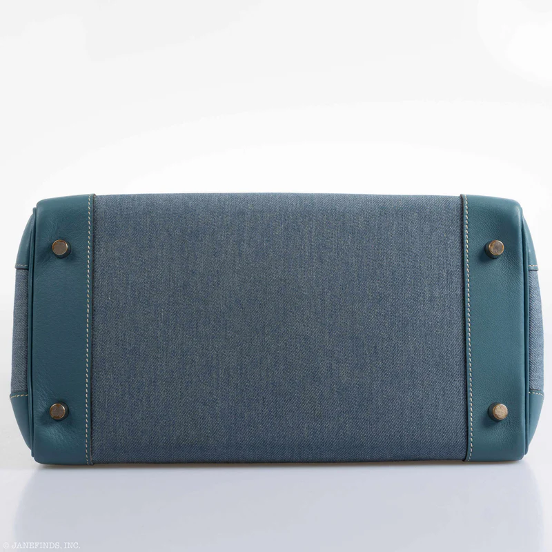 Hermès Birkin 32 HAC Denim & Blue Jean Gulliver Leather Palladium Hardware 4 Hermès Birkin 32 HAC Denim & Blue Jean Gulliver Leather Palladium Hardware - Image 4
