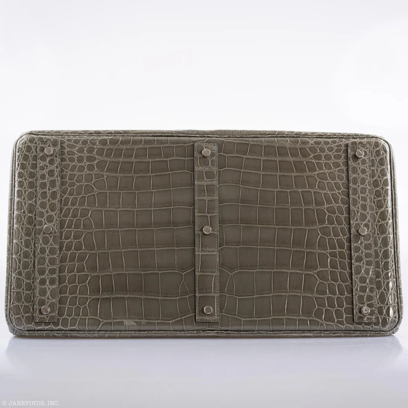 Hermès Birkin 50 HAC Gris Tourterelle Shiny Porosus Crocodile Palladium Hardware 4 Hermès Birkin 50 HAC Gris Tourterelle Shiny Porosus Crocodile Palladium Hardware - Image 4