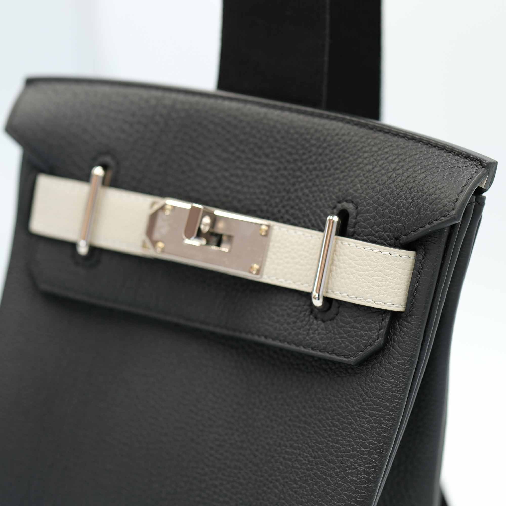 Hermès HAC à Dos PM HSS Noir Togo and Craie Swift Palladium Hardware 2 Hermès HAC à Dos PM HSS Noir Togo and Craie Swift Palladium Hardware - Image 2
