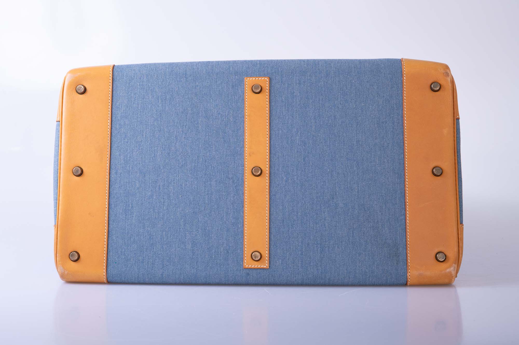 Hermès Vintage HAC Birkin 50 Denim and Naturelle Vache Liégée Gold Hardware 4 Hermès Vintage HAC Birkin 50 Denim and Naturelle Vache Liégée Gold Hardware - Image 4