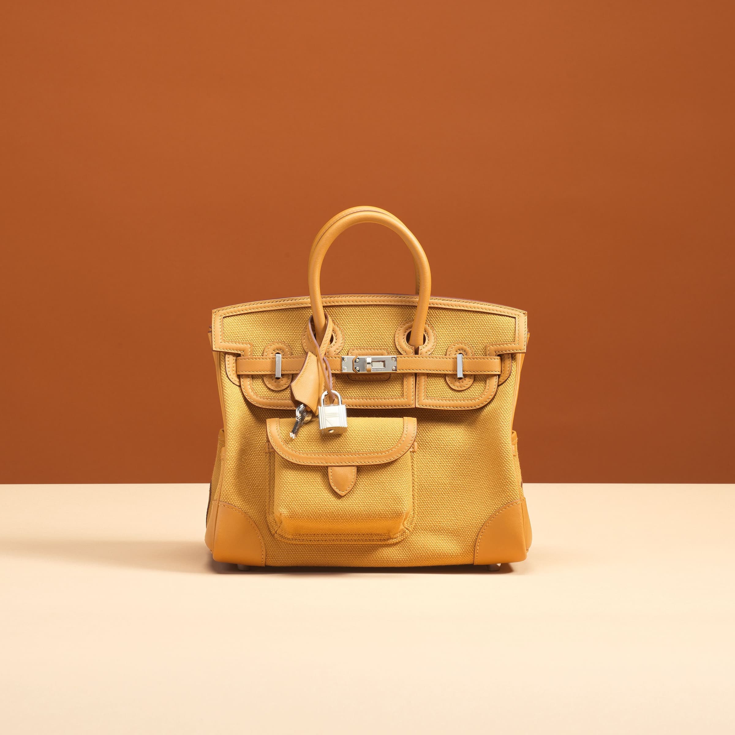 Hermès a desert canvas and sesame swift leather cargo Birkin 25 1 Hermès a desert canvas and sesame swift leather cargo Birkin 25
